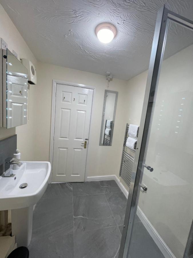 The Regency Entire 1 Bedroom Flat Accomodation 莱切斯特 外观 照片