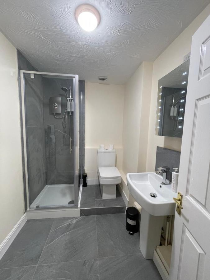 The Regency Entire 1 Bedroom Flat Accomodation 莱切斯特 外观 照片